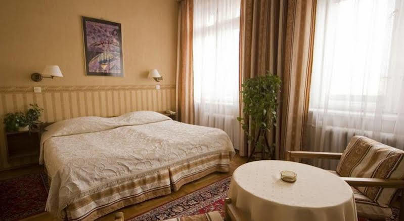 Polonia Hotel 3*